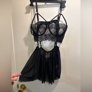 Elegant Black Lace Lingerie Set